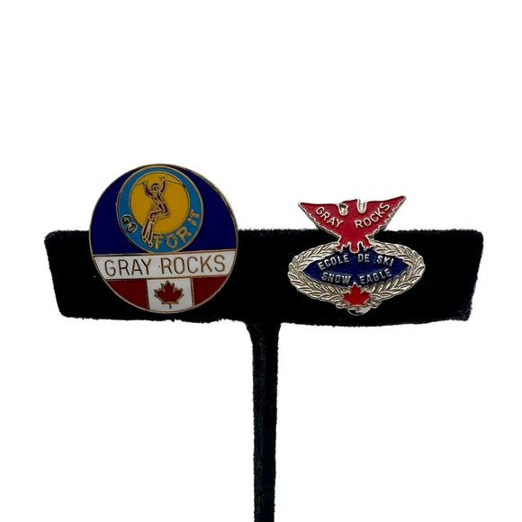 Pair of Gray Rocks Quebec Canada Enamel Lapel Pin Brooch Ski Snow Eagle Skiing - Picture 1 of 5